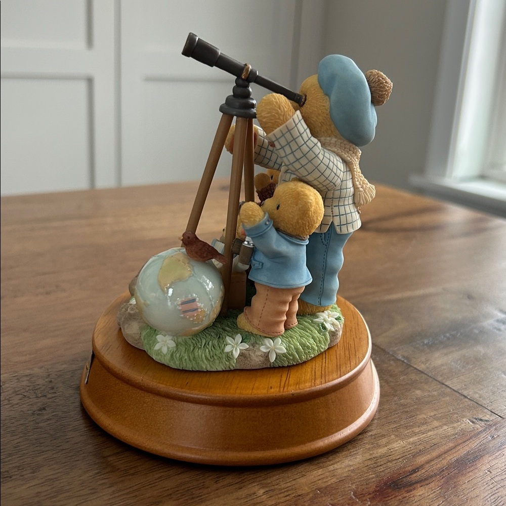 NWT, 1998 “Winfield” Figurine from Cherished Teddies, 476811 - Picture 4 of 9